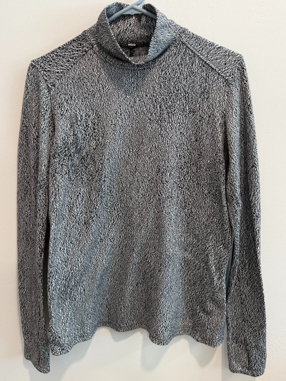 Lululemon Ready to Rulu Black/White heathered mock neck pullover size 8- Running
